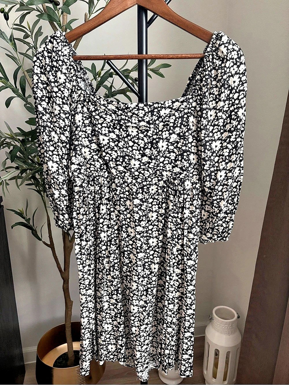 AS U WISH Floral Smocked Mini Dress in Black & White Like New